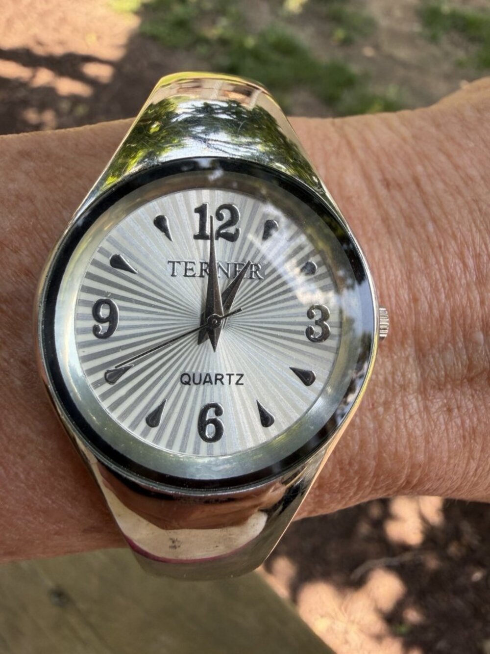 Vintage 80s Terner stainless steel hinge bracelet watch quartz working condition